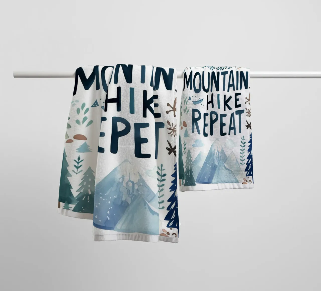 Mountains Hike Repeat asciugamano da bagno da treechild