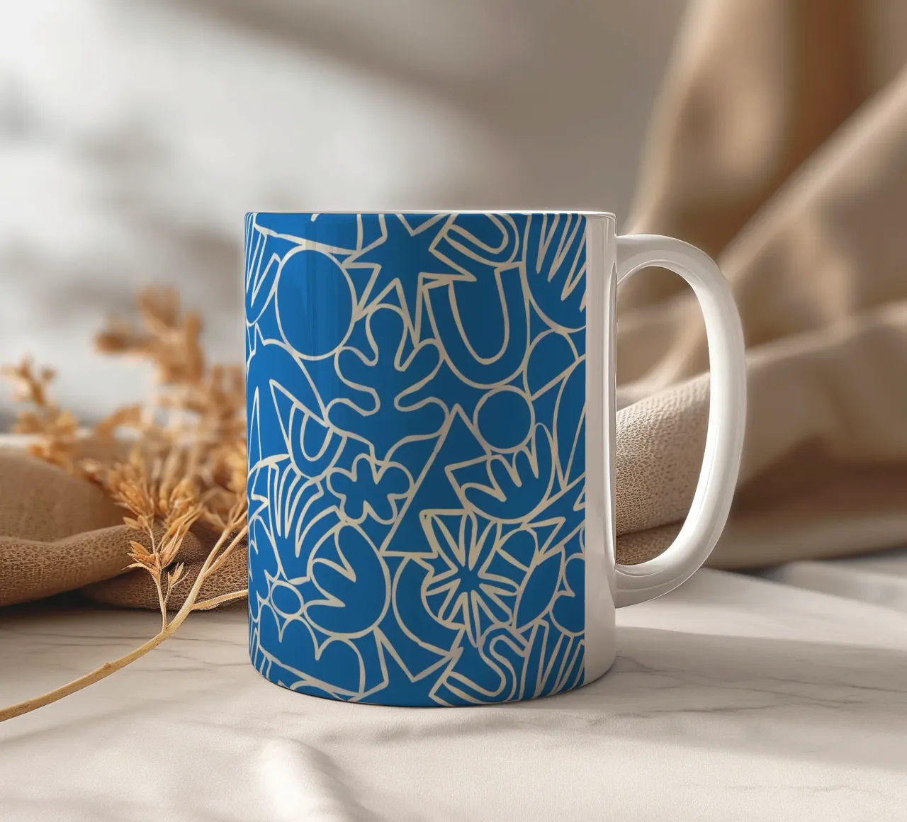 Dancing Shapes (Blue) tazza in ceramica da treechild