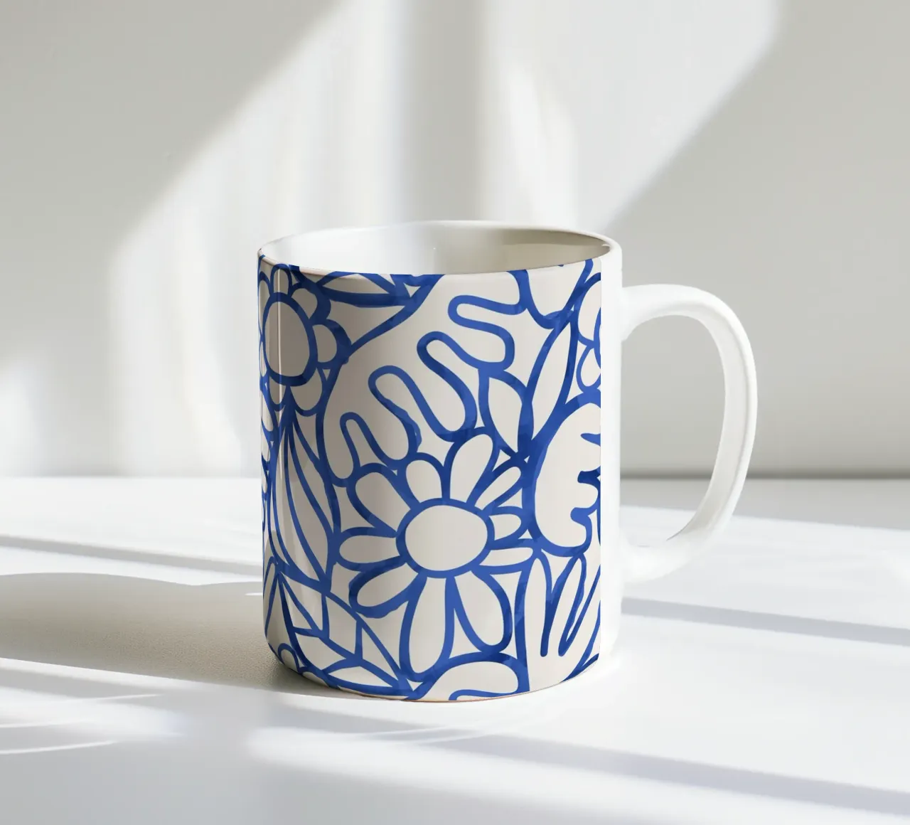 Dancing Shapes No 2 (Blue) tazza in ceramica da treechild