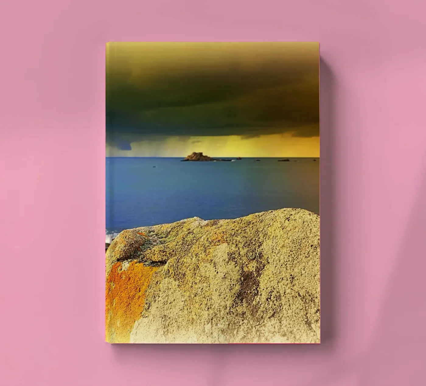 FAA124 notebook by Thierry vobmann photography