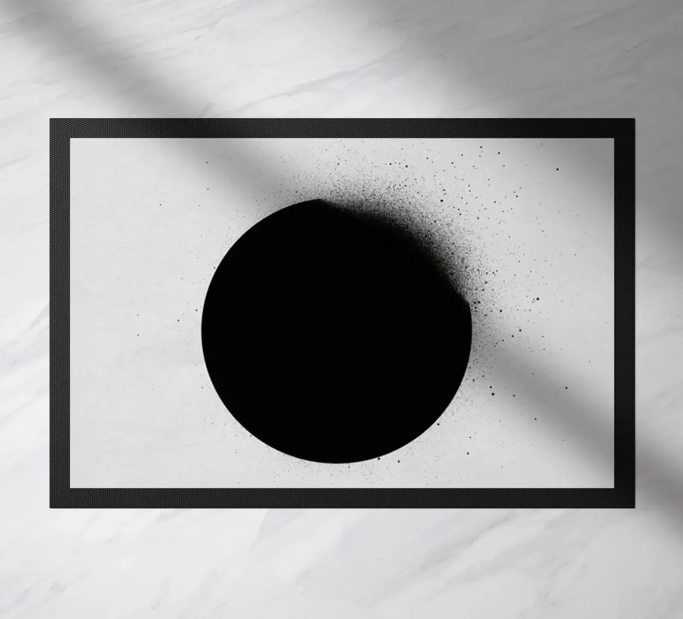 Black 01 deurmat van STUDIO LEEMO