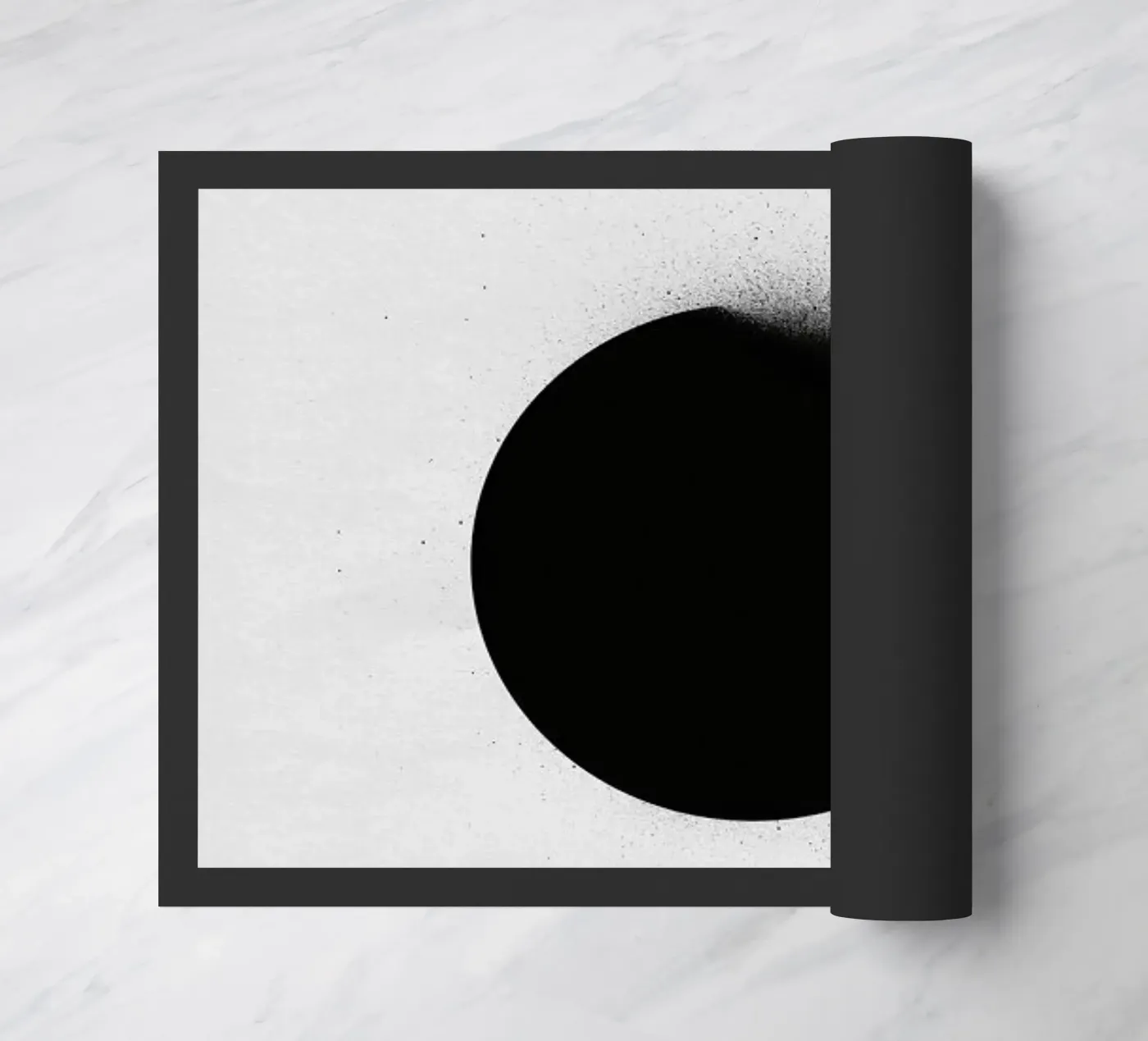 Black 01 deurmat van STUDIO LEEMO