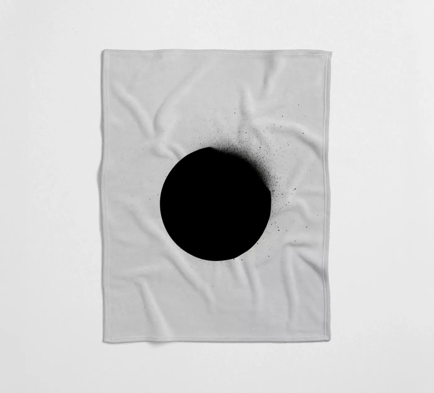 Black 01 Fleecedecke von STUDIO LEEMO