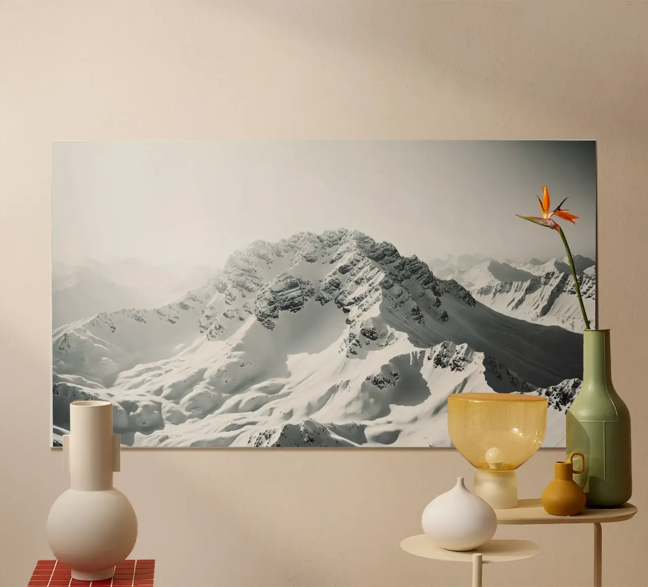 Montagnes Alpines : Élégance en Blanc poster con telaio in plastica da Épure design
