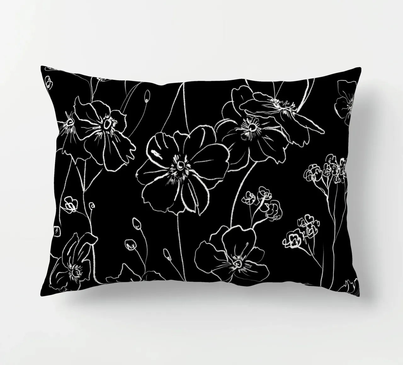 Black Wild Roses Pattern cuscino da anisillustration