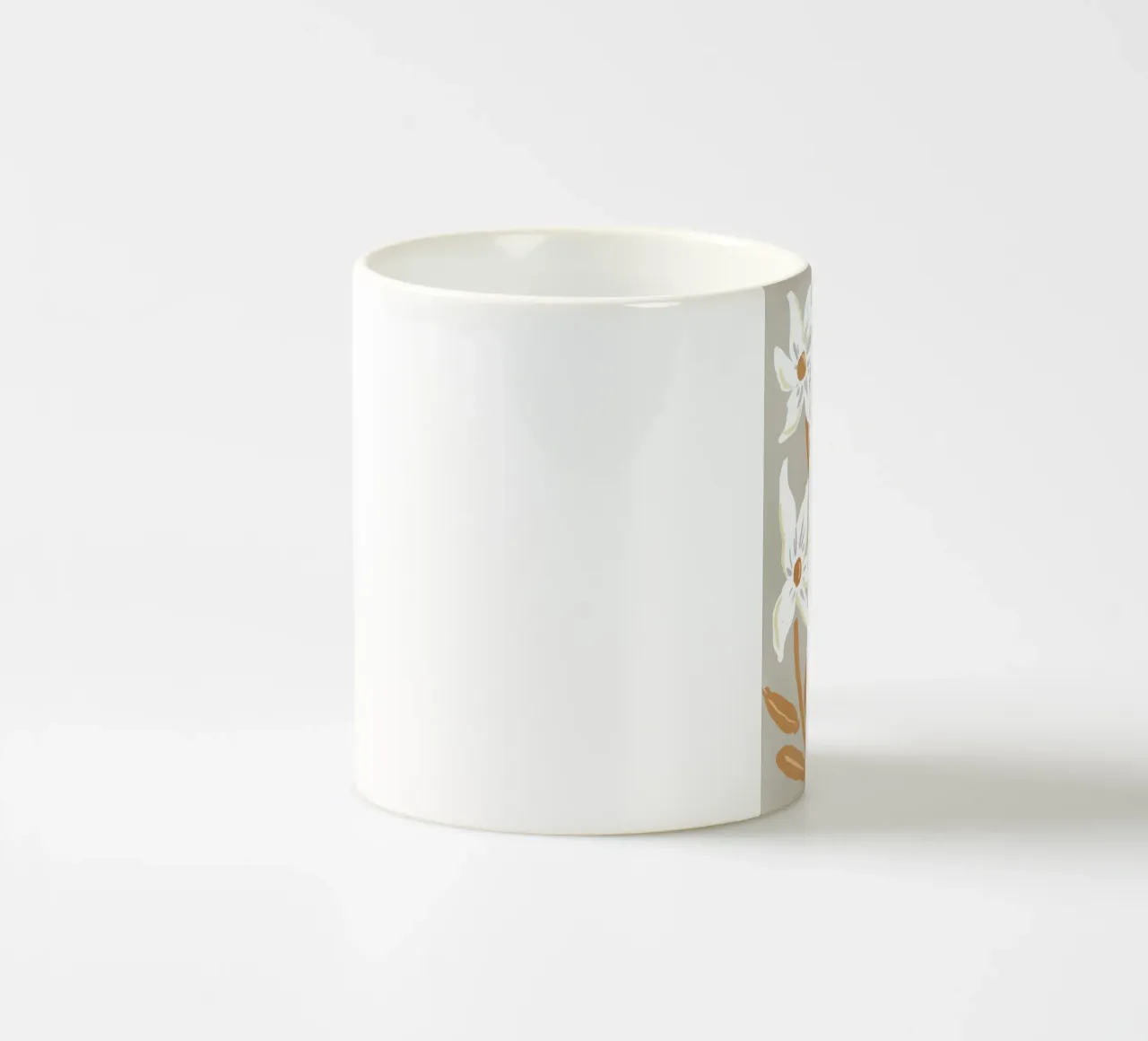Fiori bianchi minimalisti tazza in ceramica da Melloi Art Print