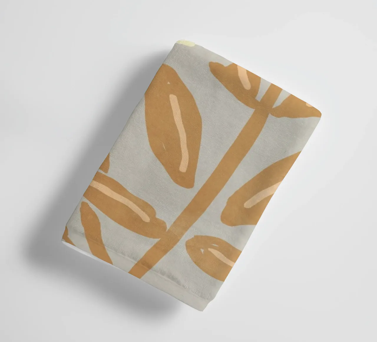 Fiori bianchi minimalisti asciugamano da bagno da Melloi Art Print