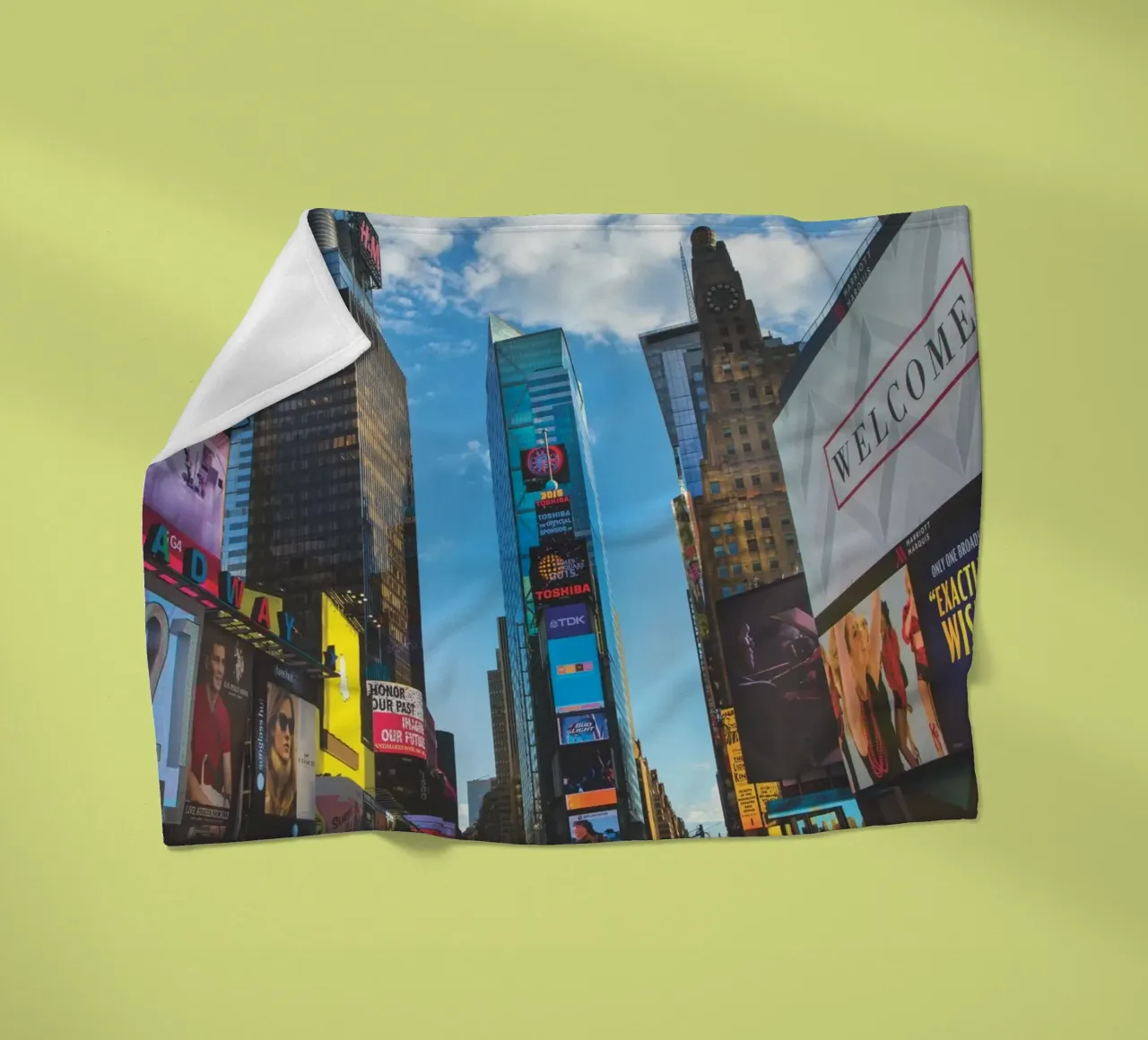Times Square coperta in pile da Dave Hare Photography