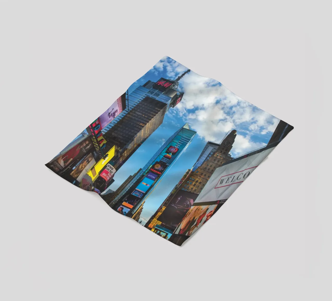Times Square coperta in pile da Dave Hare Photography