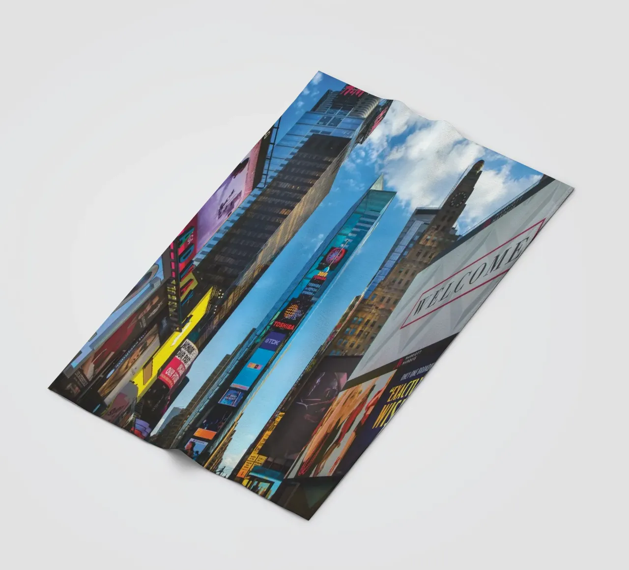 Times Square coperta in pile da Dave Hare Photography