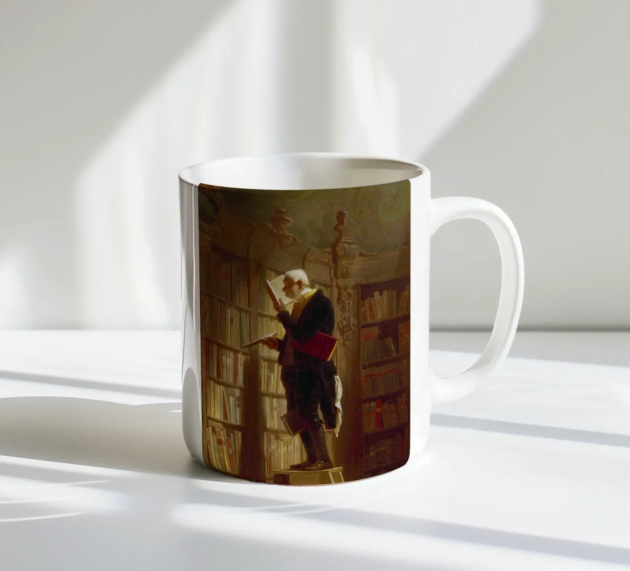 Carl Spitzweg - Il topo di biblioteca tazza in ceramica da ARTOTHEK