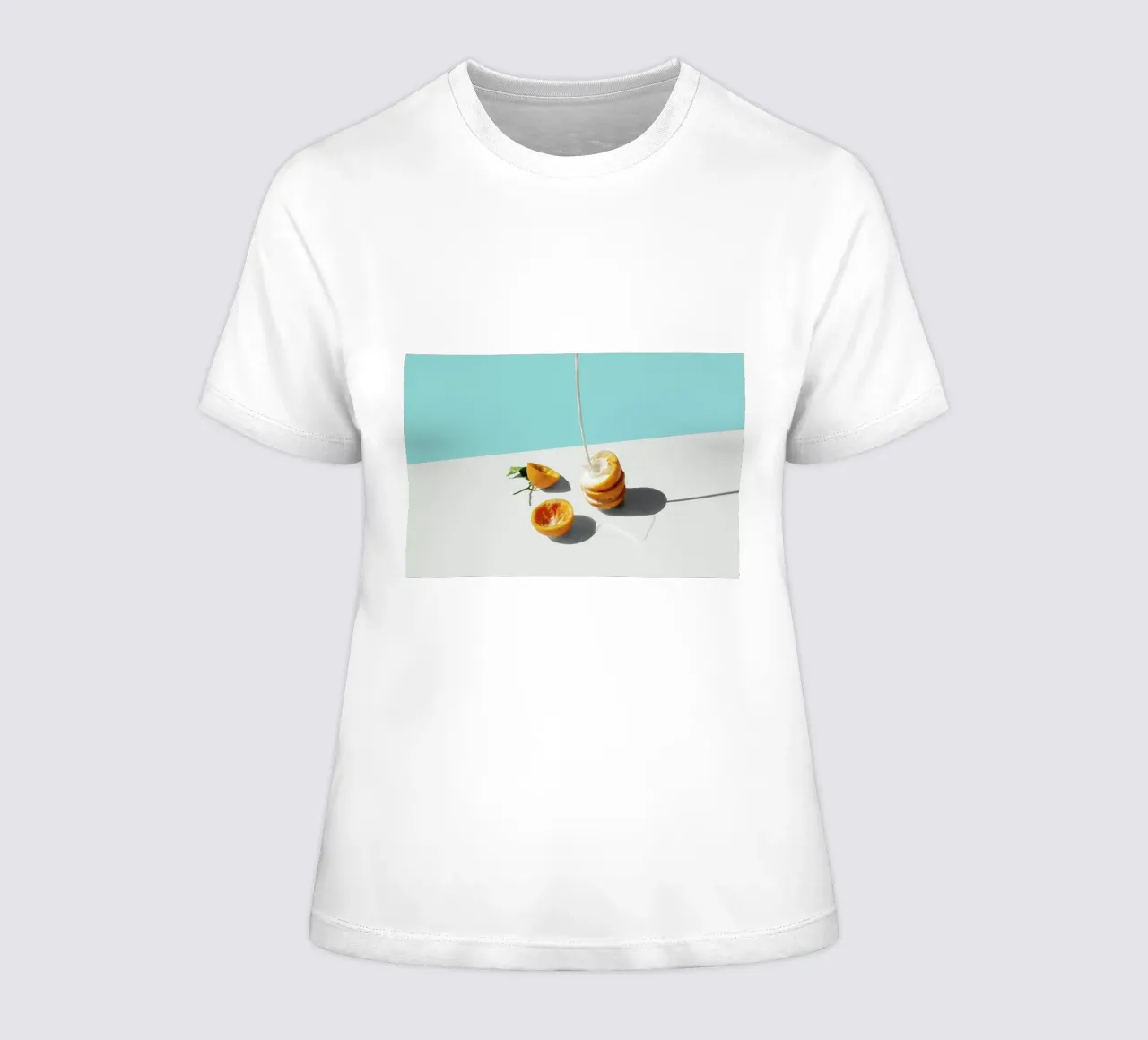 Final Orange Frauen T-Shirt von George Griefy