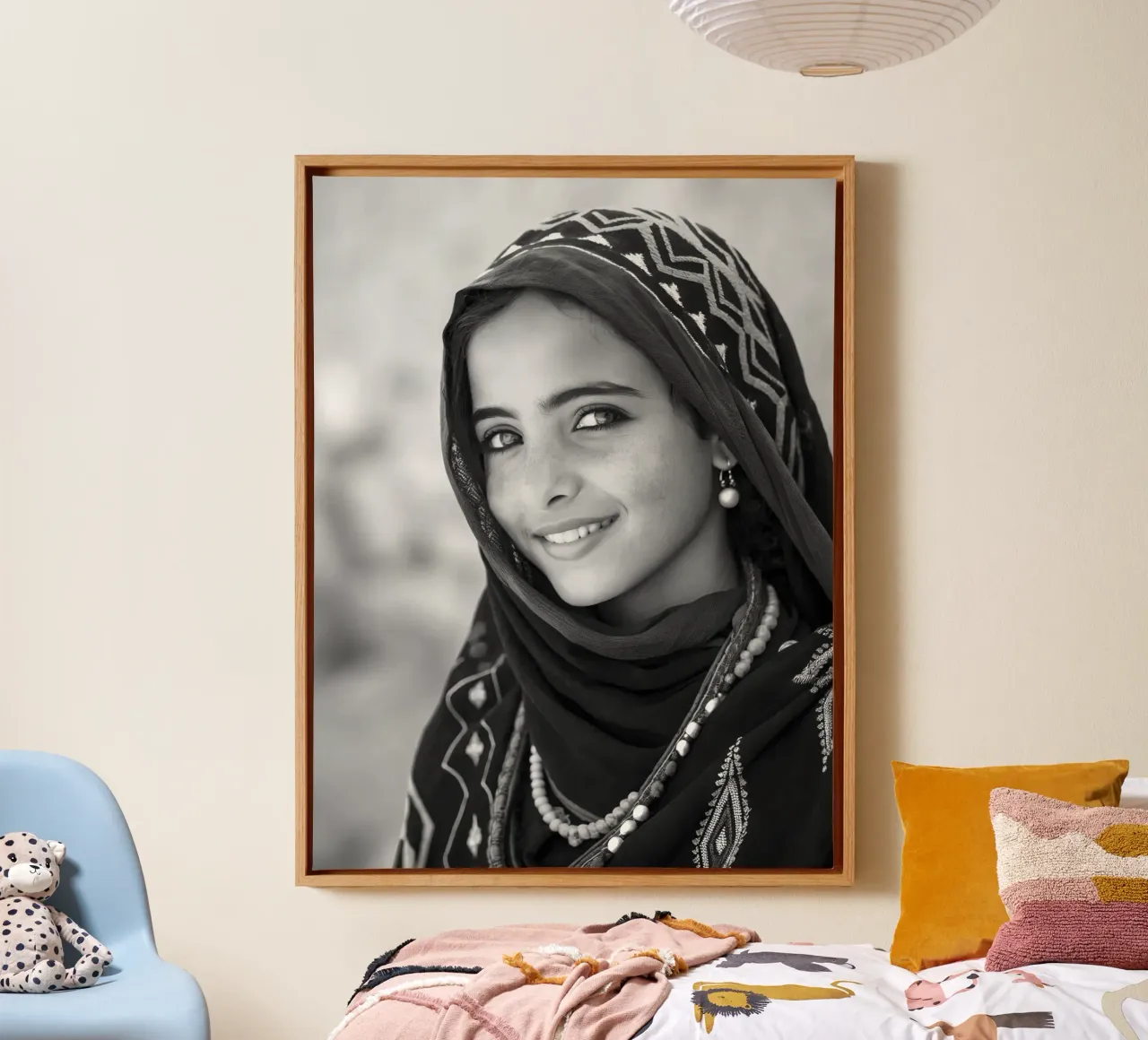 Maïssa - Ritratto di una giovane donna amazigh tela con Cornice a cassetta da Amazigh