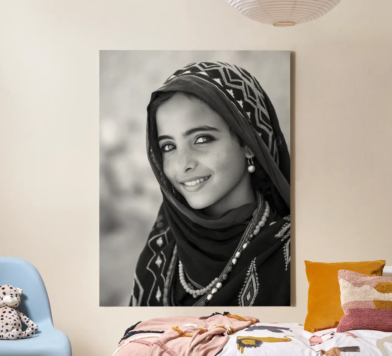 Maïssa - Ritratto di una giovane donna amazigh tela con Cornice a cassetta da Amazigh