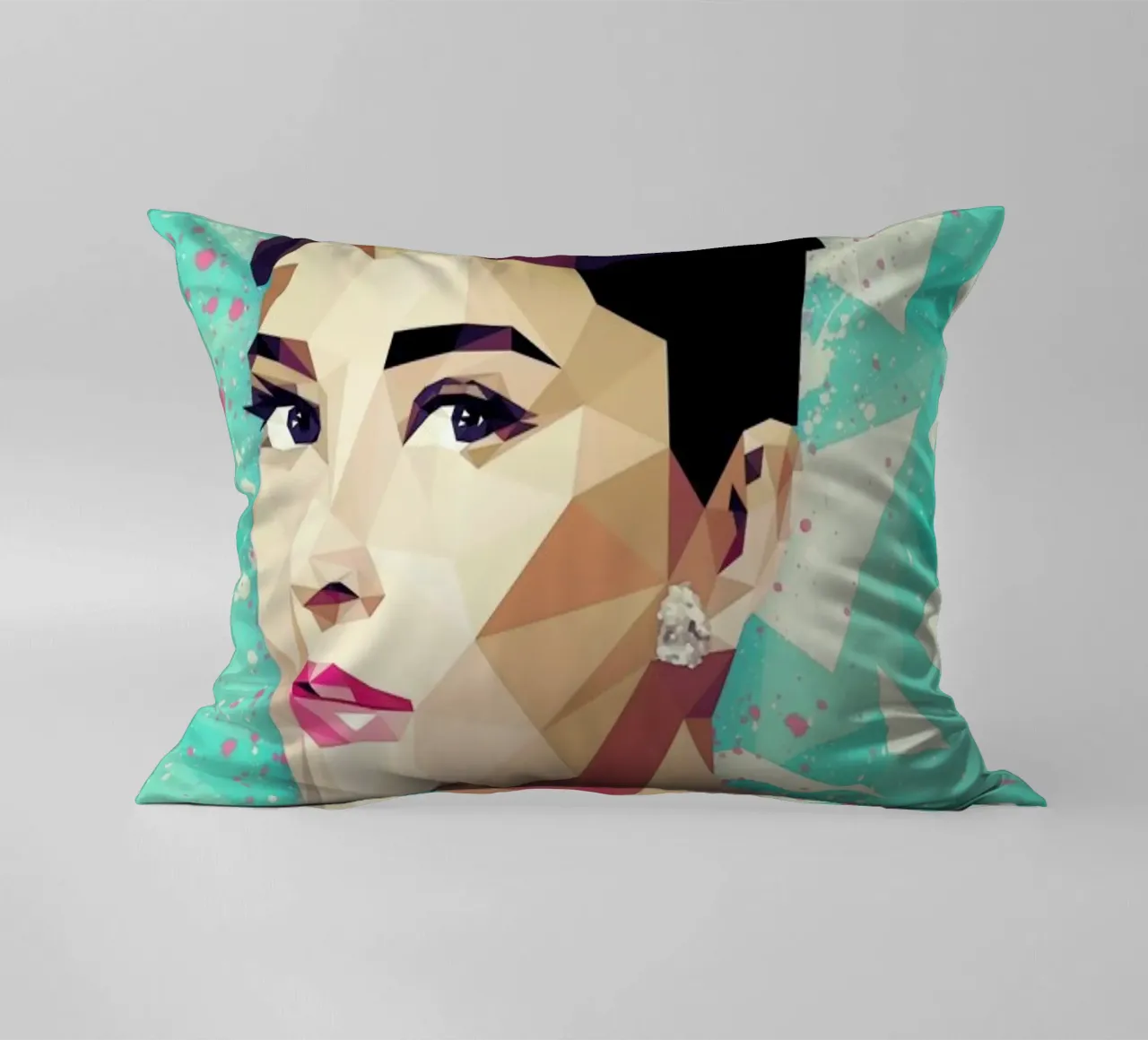 The Hepburn Class cuscino da Mayka ienova