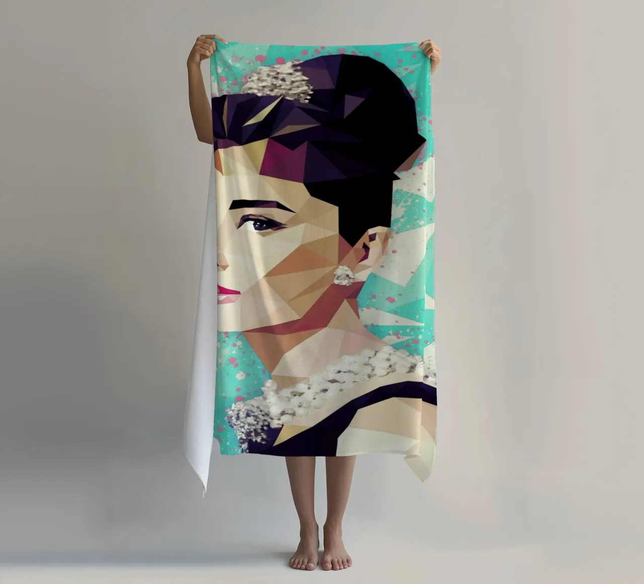 The Hepburn Class telo mare da Mayka ienova