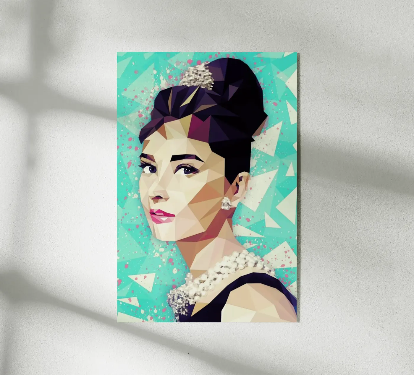 The Hepburn Class acryl van Mayka ienova