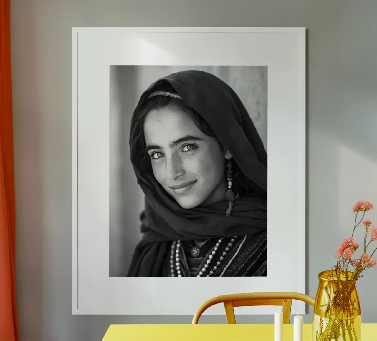 Illi - Ritratto di una giovane donna amazigh poster con telaio in plastica da Amazigh