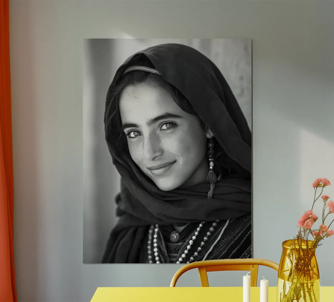 Illi - Ritratto di una giovane donna amazigh poster con telaio in plastica da Amazigh