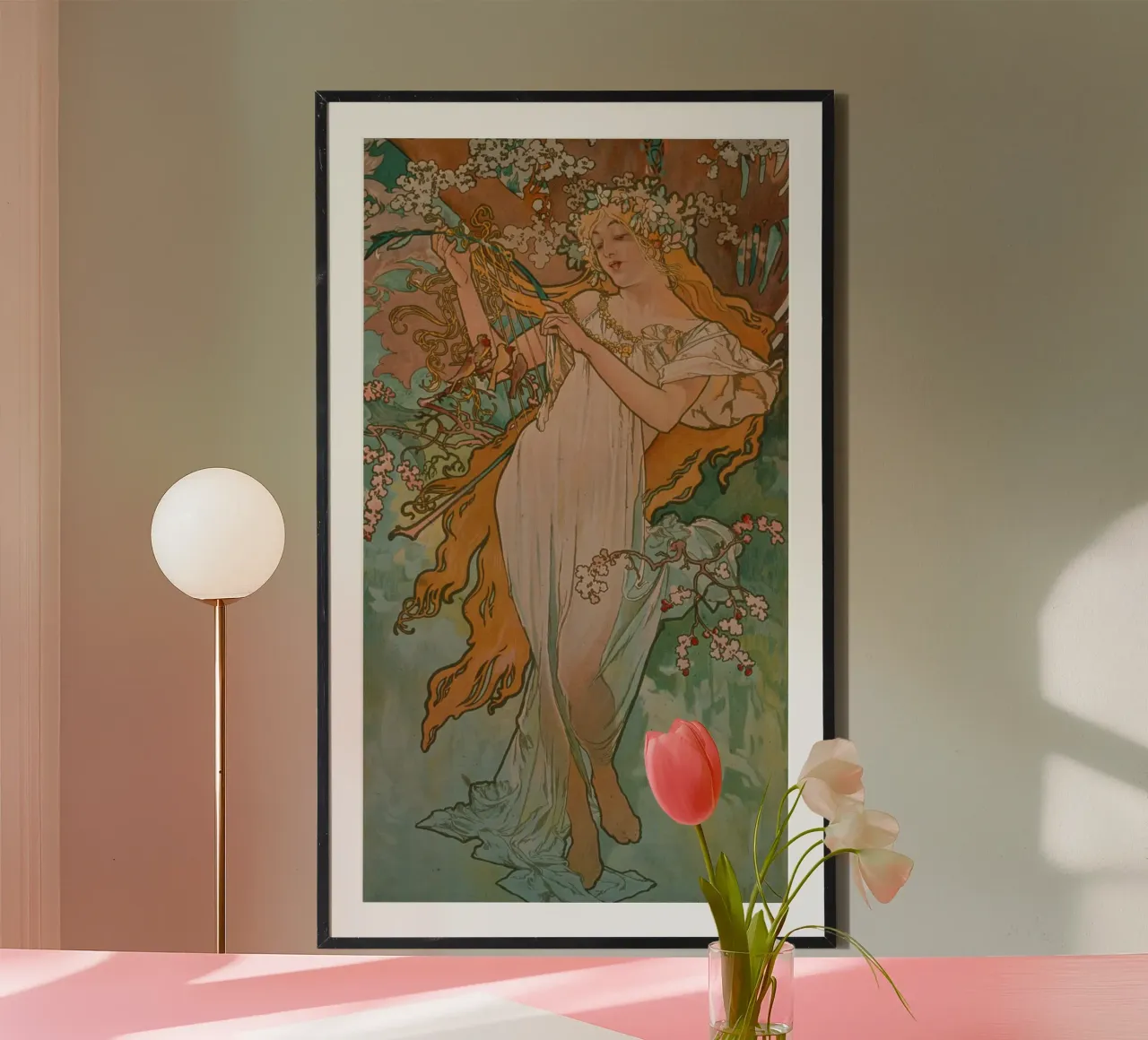 Alfons Mucha - Stagioni: Primavera poster con telaio in plastica da ARTOTHEK