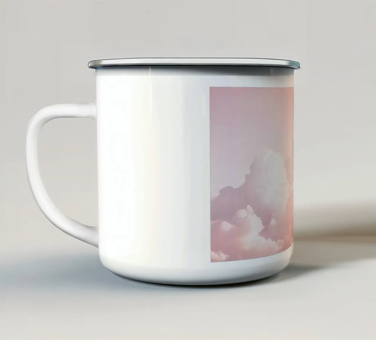 Charm Blush Cloudscape tazza in smalto da Modern Muse