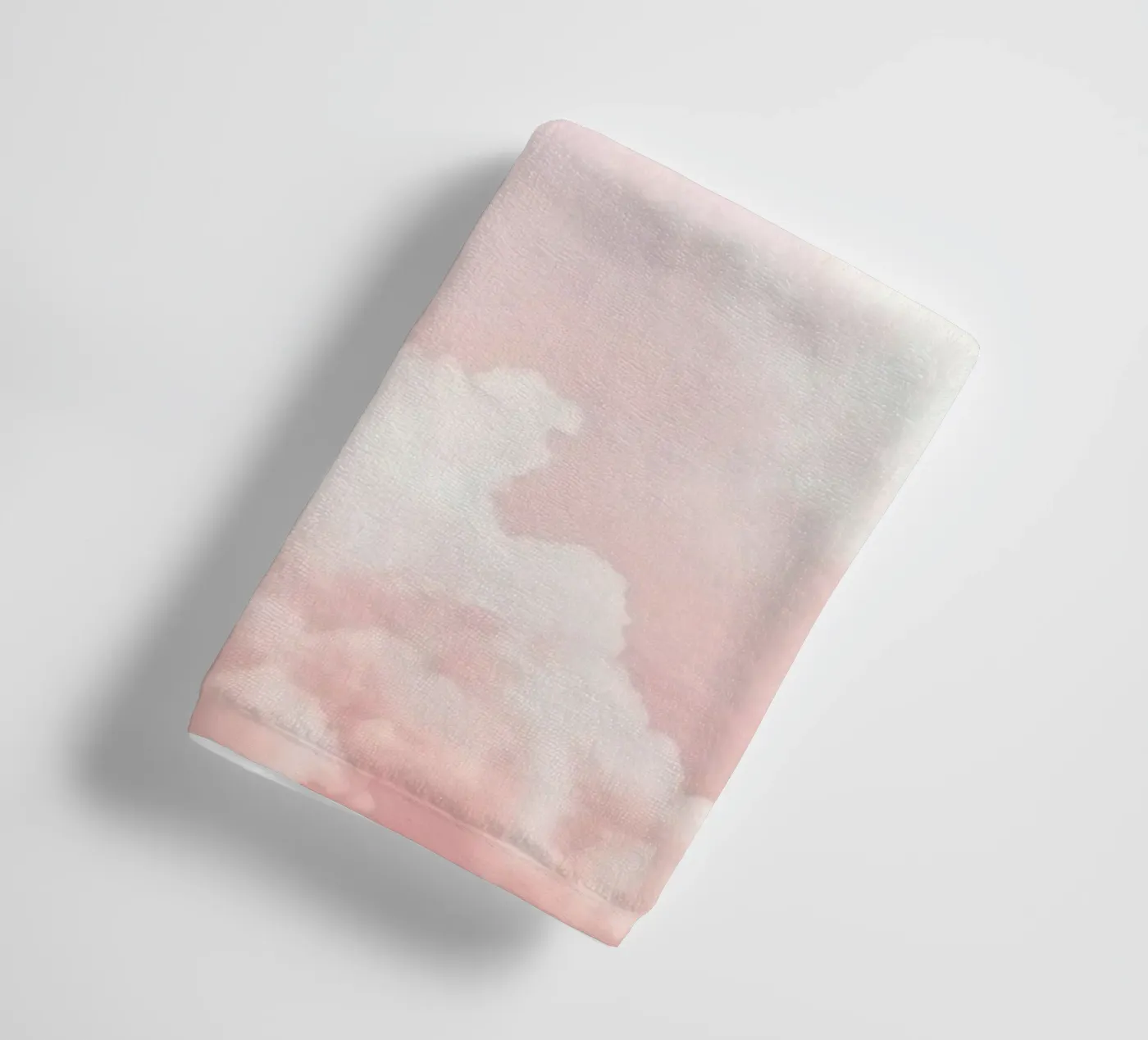 Blush Cloudscape Charm Handtuch von Modern Muse