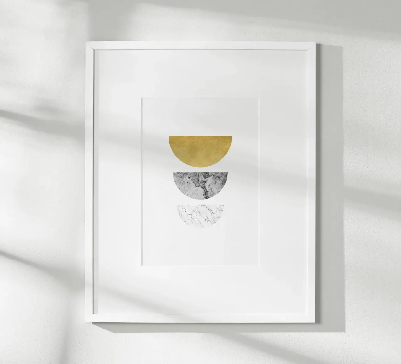 Arte da parete minimalista a semicerchi in oro e marmo poster con telaio in legno da kookiepixel