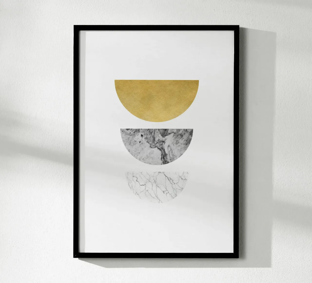 Arte da parete minimalista a semicerchi in oro e marmo poster con telaio in legno da kookiepixel