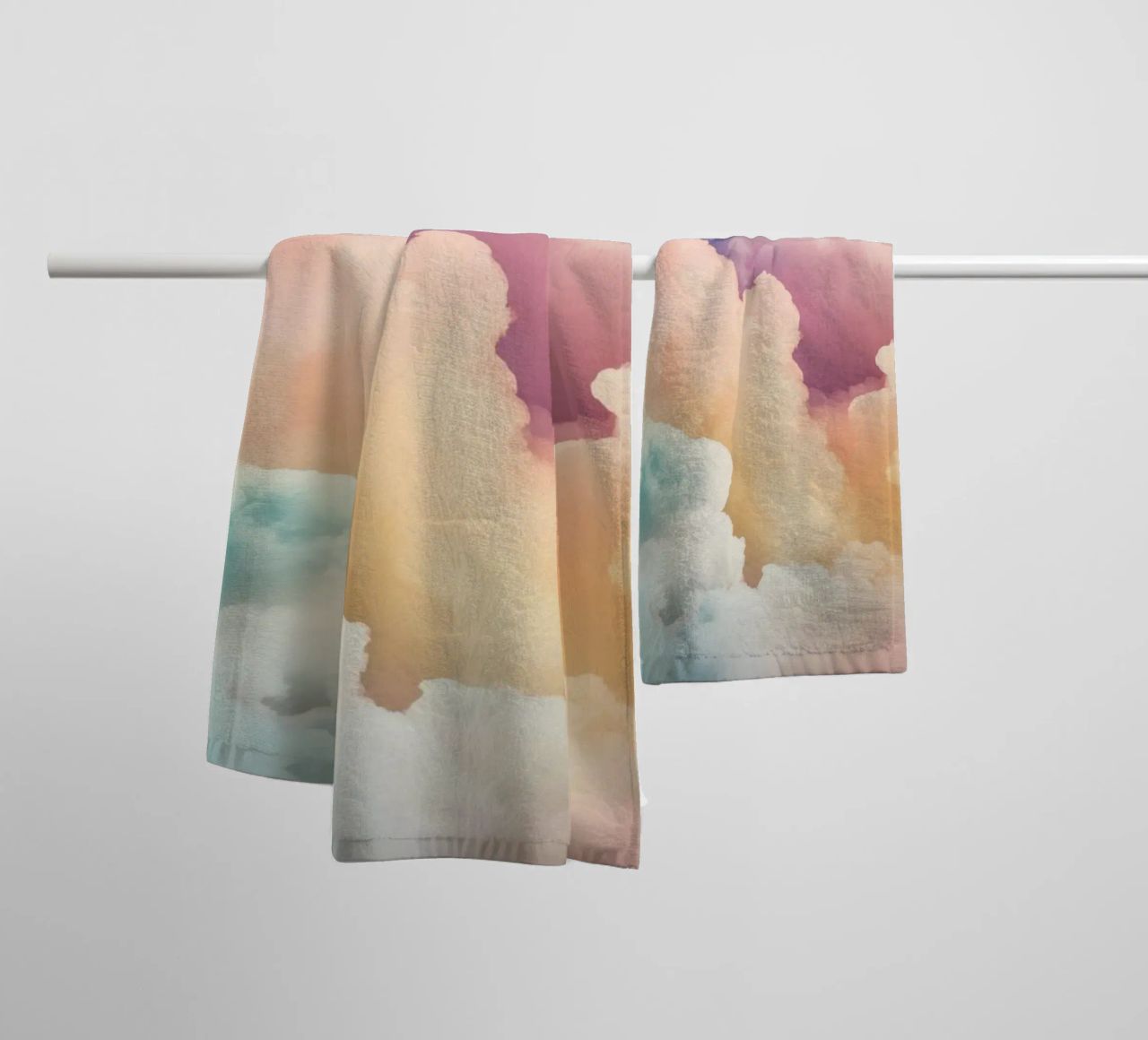 Nubes de algodón soleadas toalla de baño de Modern Muse