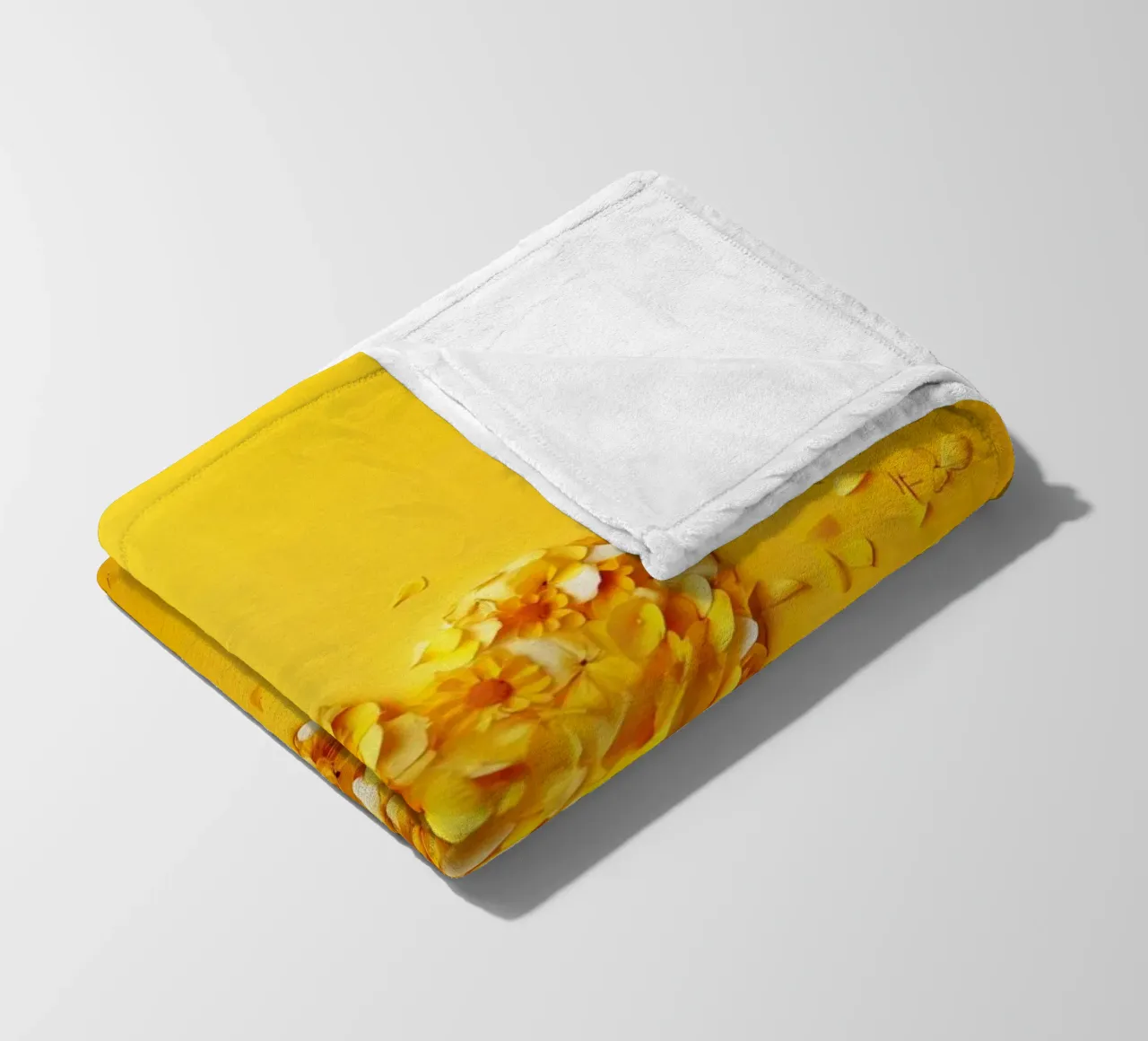 Cuore giallo d'amore coperta in pile da Modern Muse