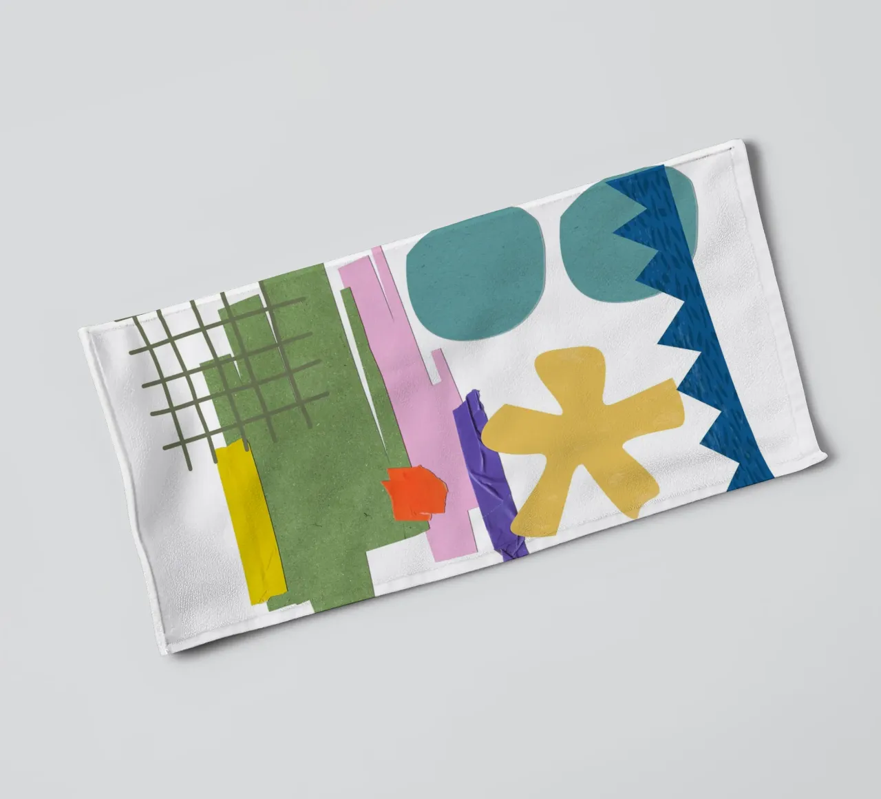 vibrant composition collage asciugamano da bagno da ramosashop