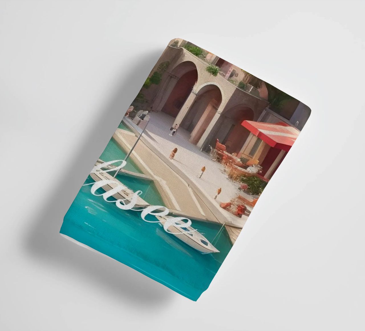 Gardasee-Ufer Handtuch von Charnwood Prints