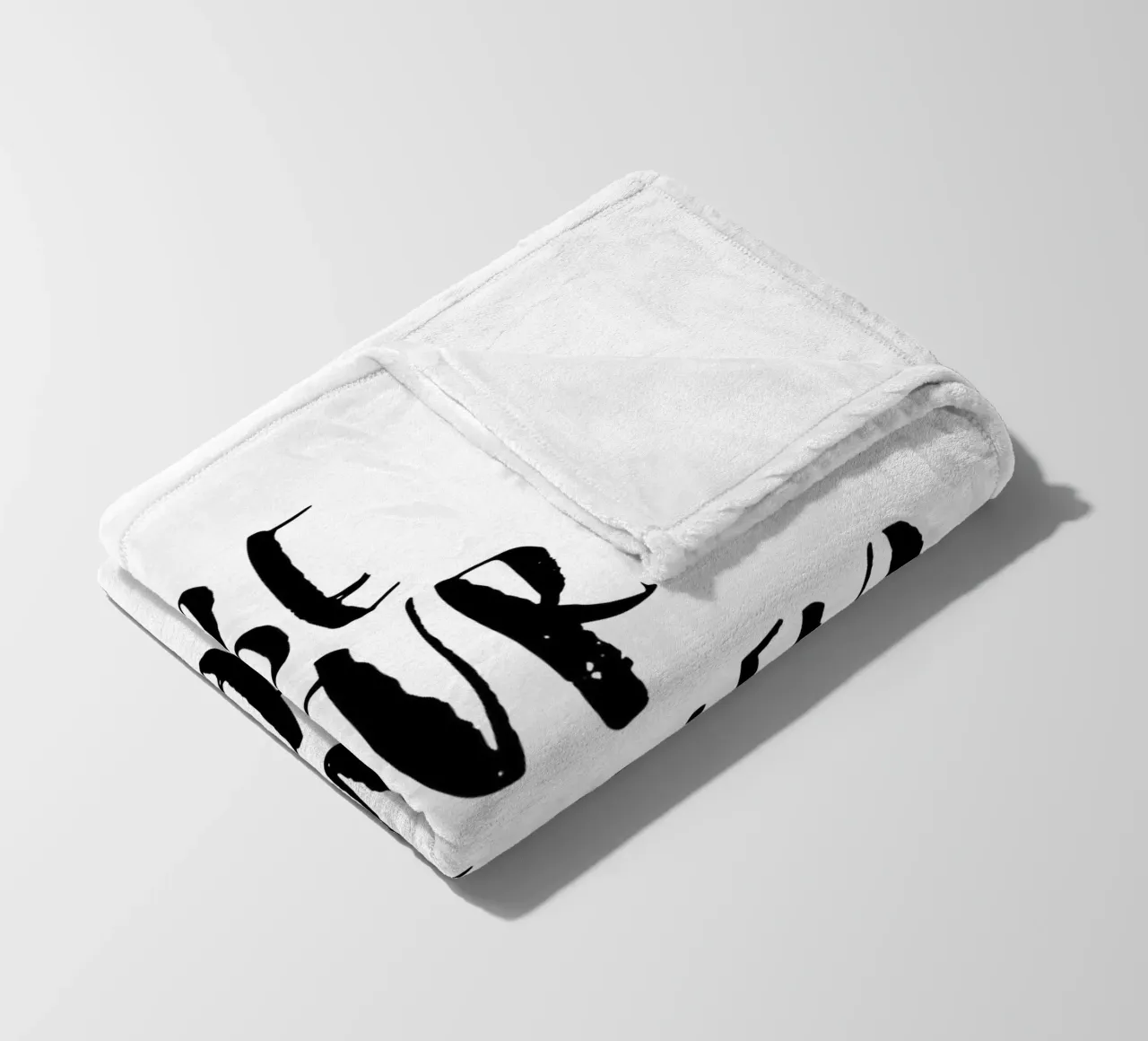 Be Your Beautiful Self Design tipografico in bianco e nero coperta in pile da THE MOTIVATED TYPE