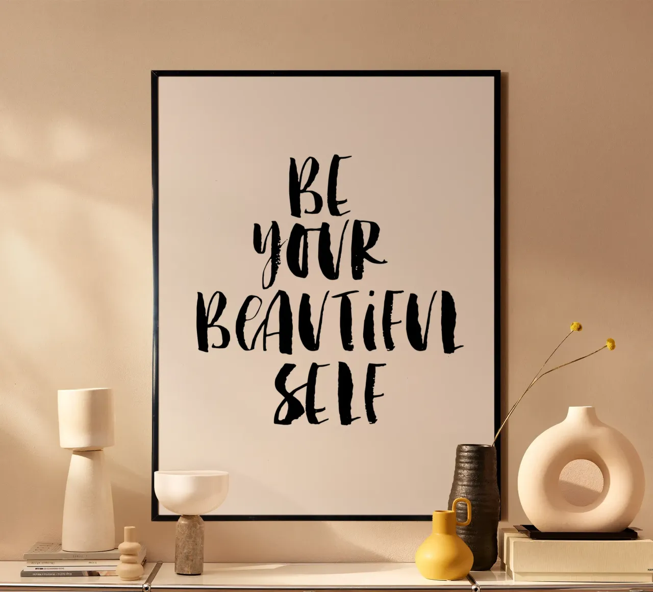 Be Your Beautiful Self Design tipografico in bianco e nero carta hahnemühle da THE MOTIVATED TYPE