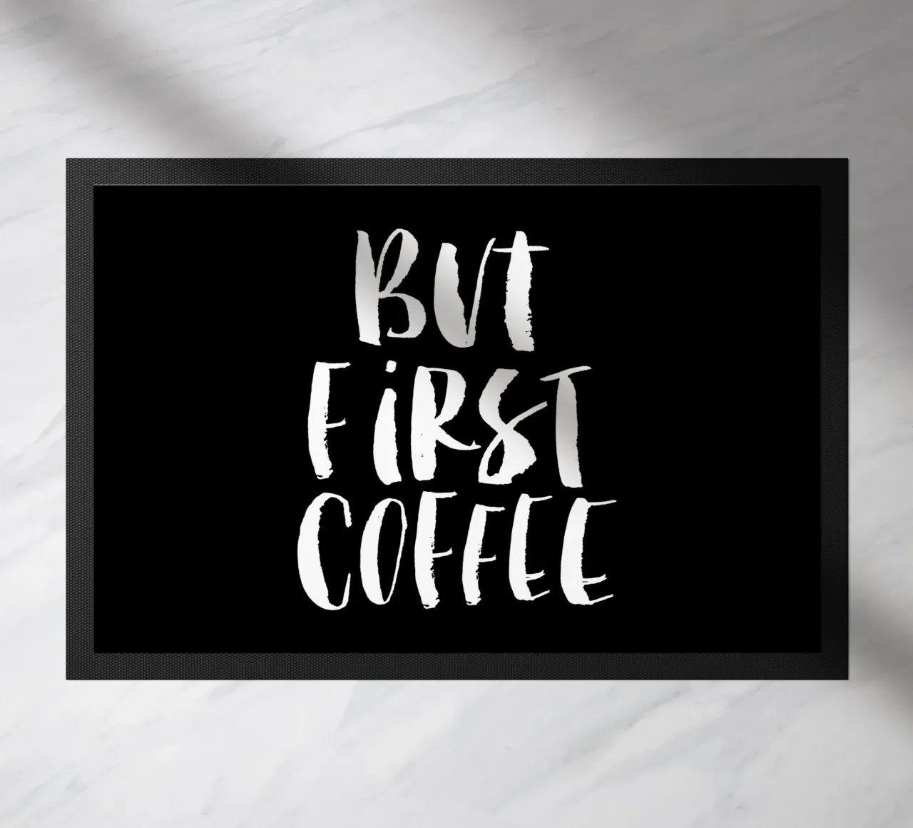 Ma prima il caffè zerbino da THE MOTIVATED TYPE