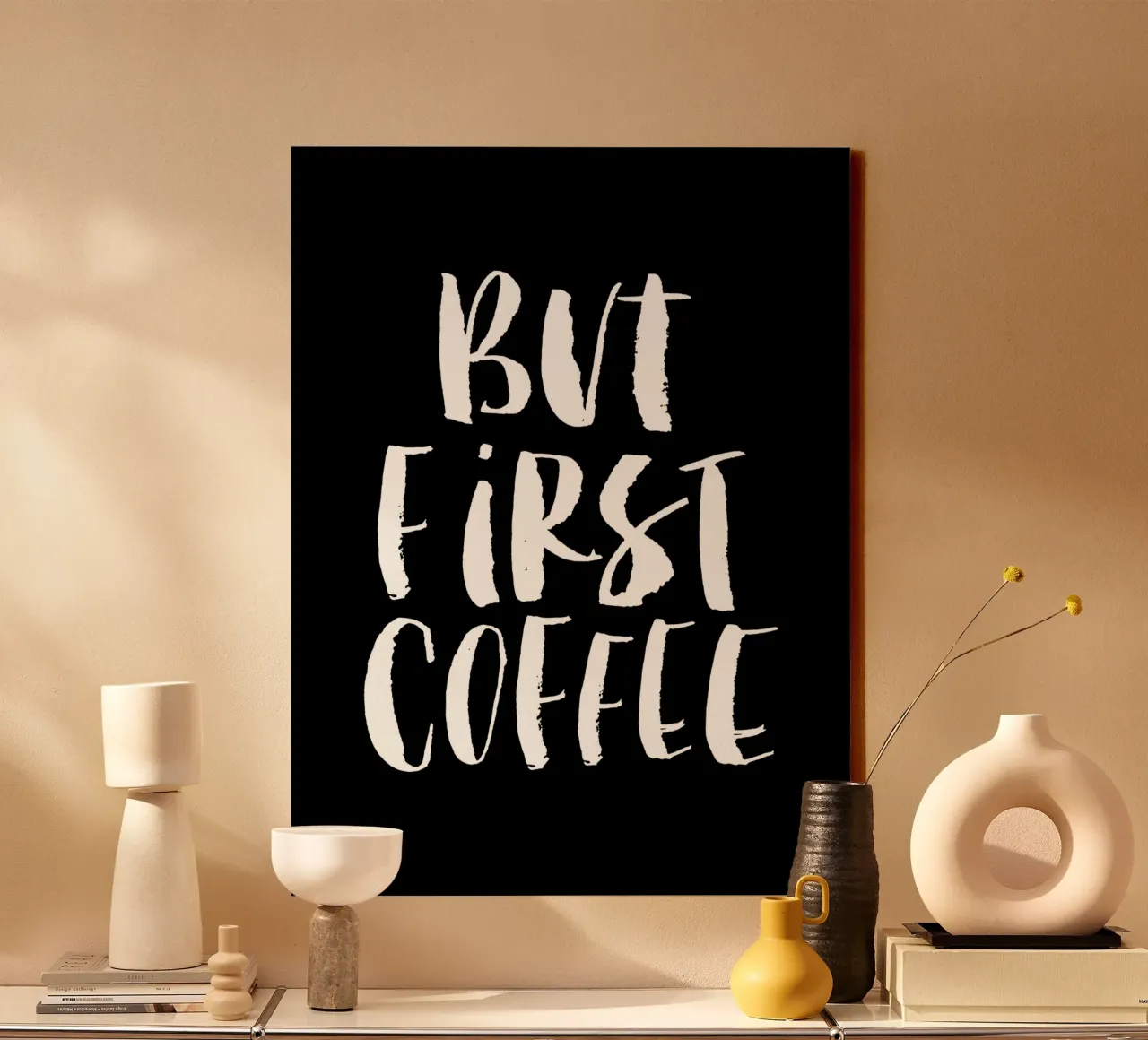 Ma prima il caffè tela con Cornice a cassetta da THE MOTIVATED TYPE