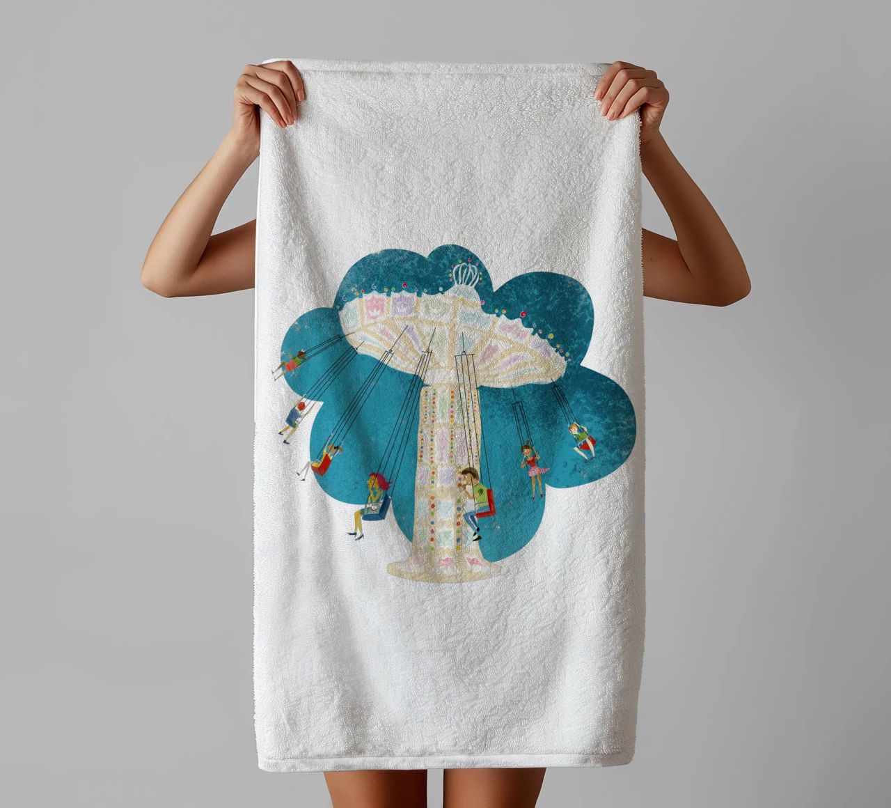 Retro chain carousel towel by DYDesign