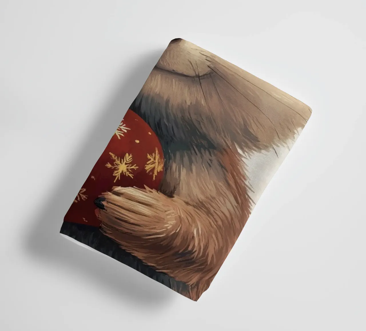 HeldIn #26: Streifenhörnchen mit Christbaumkugel Handtuch von farbenhelden