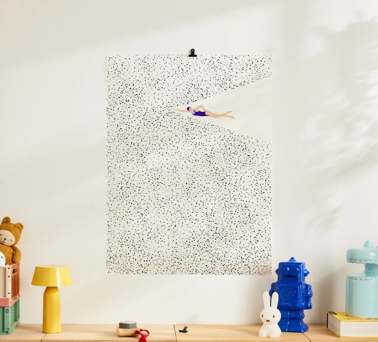 Swimming poster con telaio in legno da NORDLICHT DESIGNS