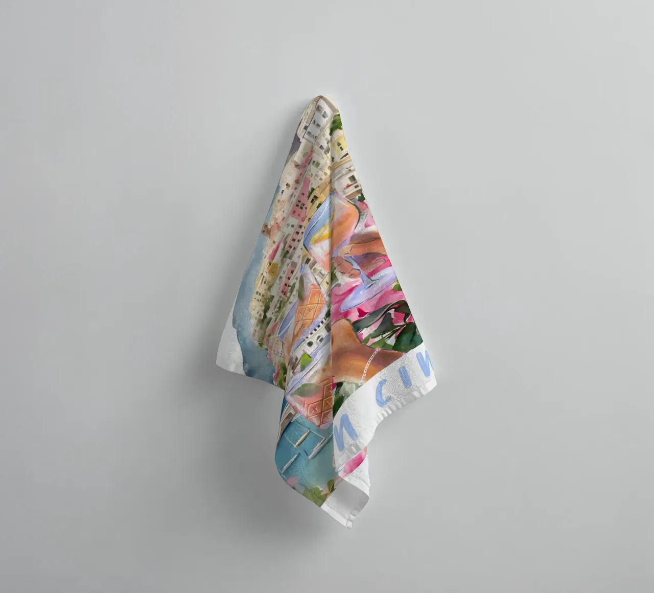 Cin Cin Cheers Cocktail Print serviette de bain de TheCocktailClub
