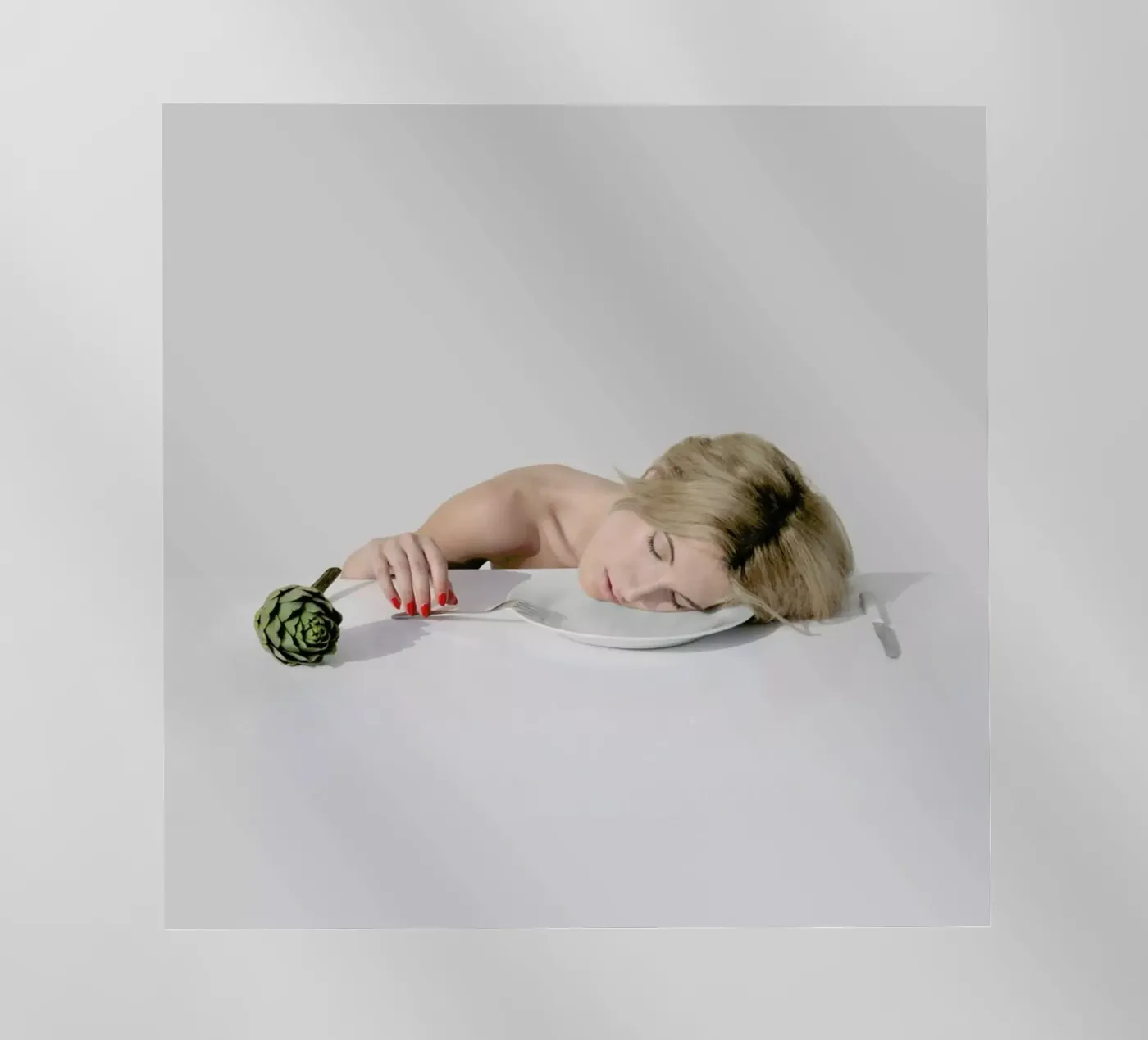 Alexa pellicola backlit da George Griefy