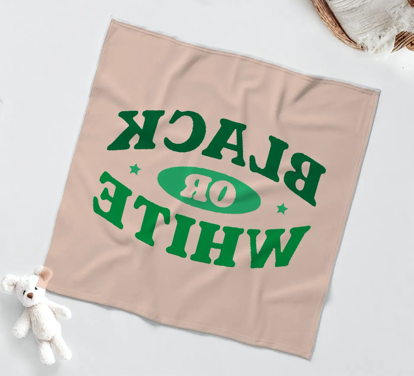 Schwarz oder Weiß Fleecedecke von Gunawan Rb