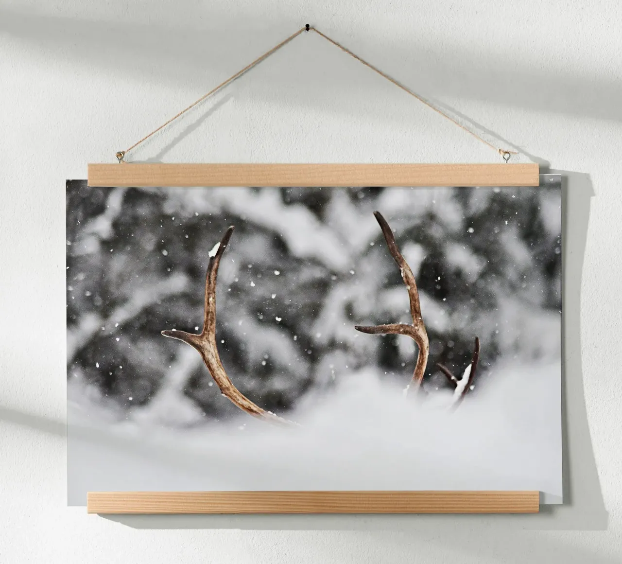 Renna poster con telaio in alluminio da abnerssonstudio