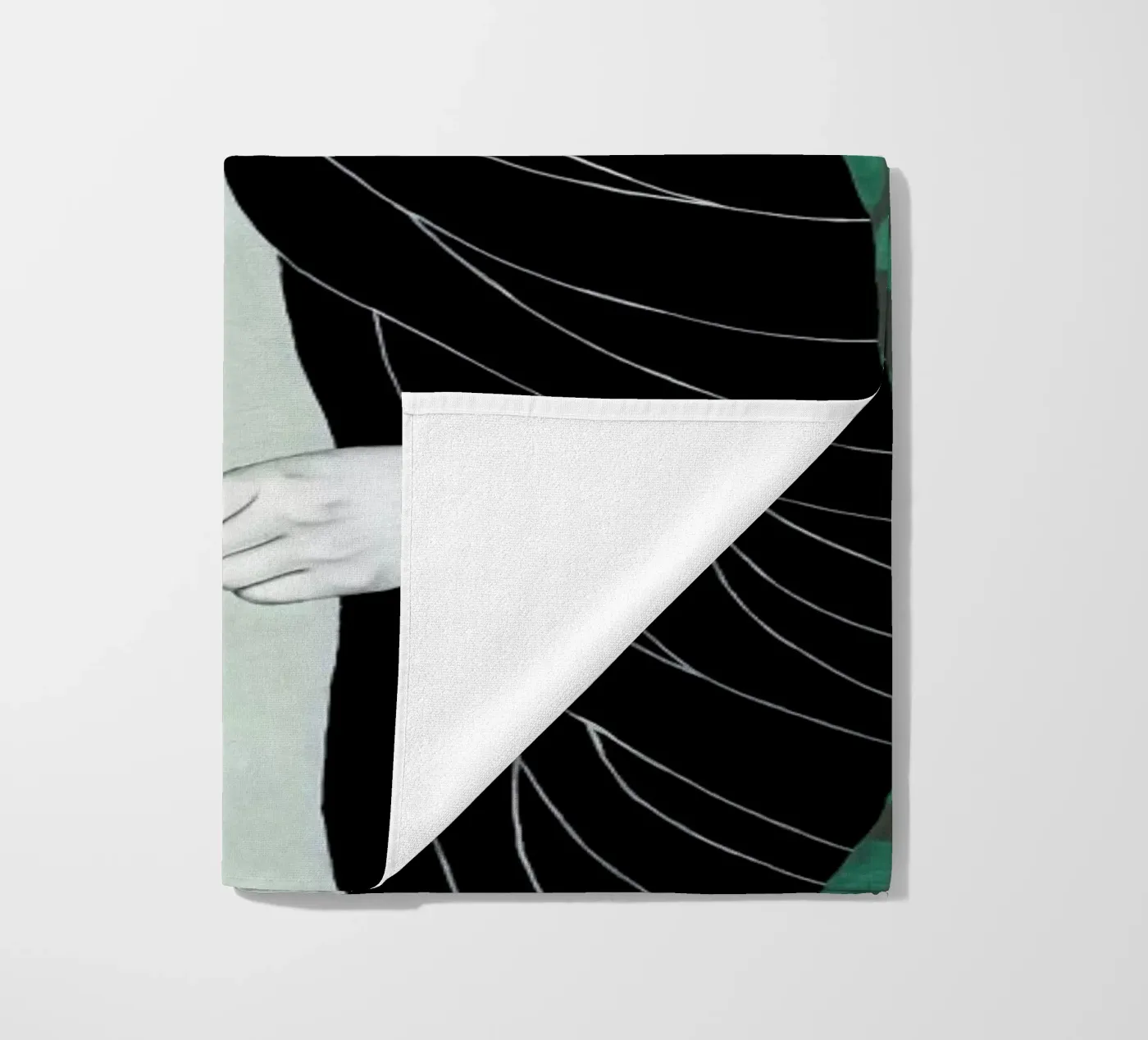 Fanni beach towel by Sofia Bonati