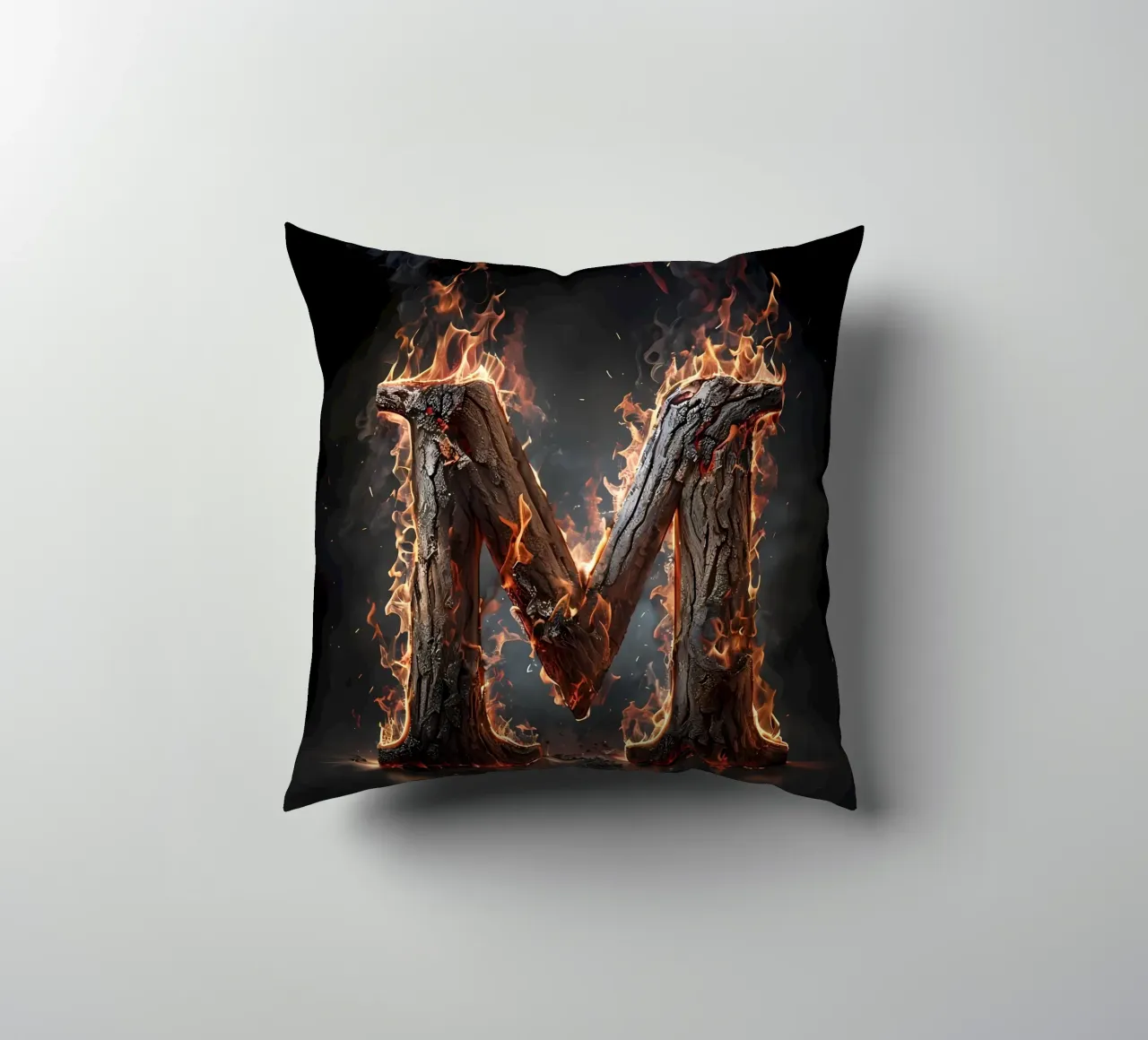 "Fiery M: una fiammata di intensità". cuscino da inspirational quote