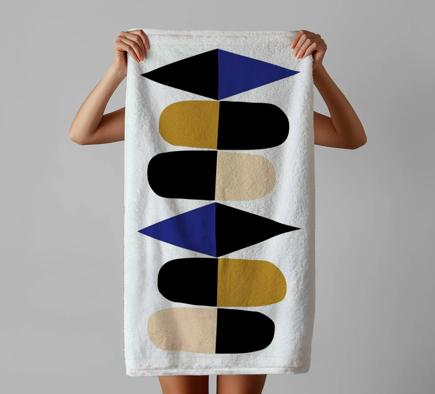 Reflection towel by Maren Gross