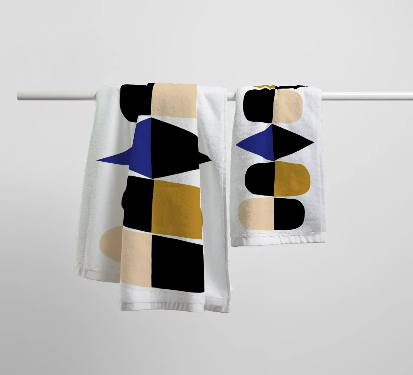 Reflection towel by Maren Gross
