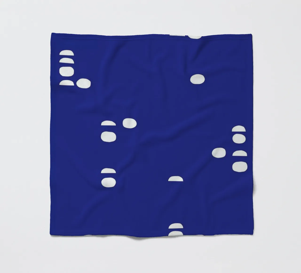 Pebbles Fleecedecke von Maren Gross