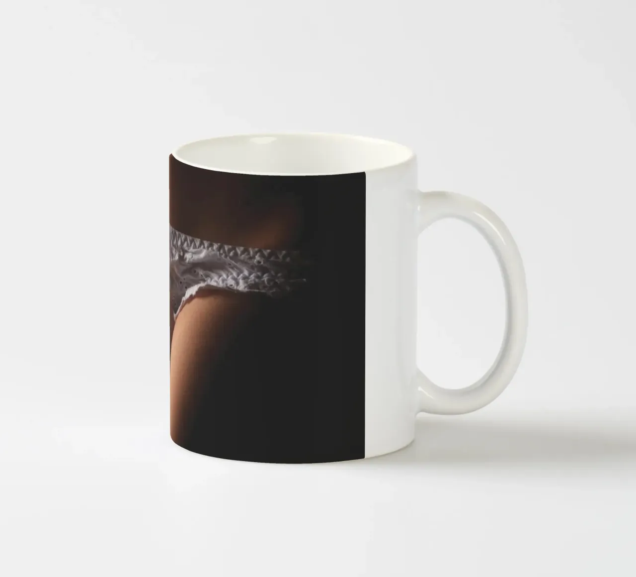 Belle mutandine 2 tazza in ceramica da Dave Hare Photography