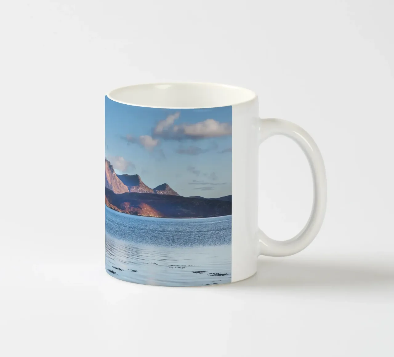 Ben Loyal sull'acqua tazza in ceramica da Dave Hare Photography
